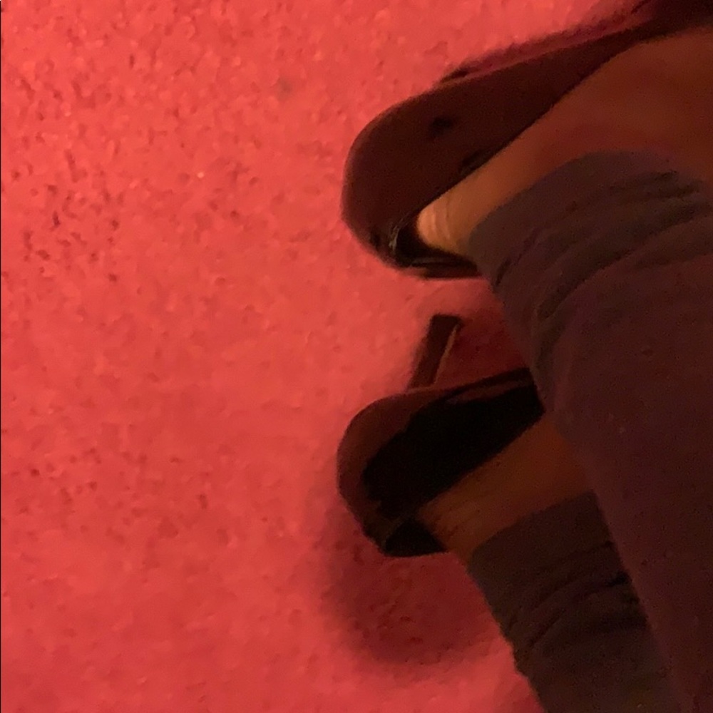 High Heels - Picture 6 of 6